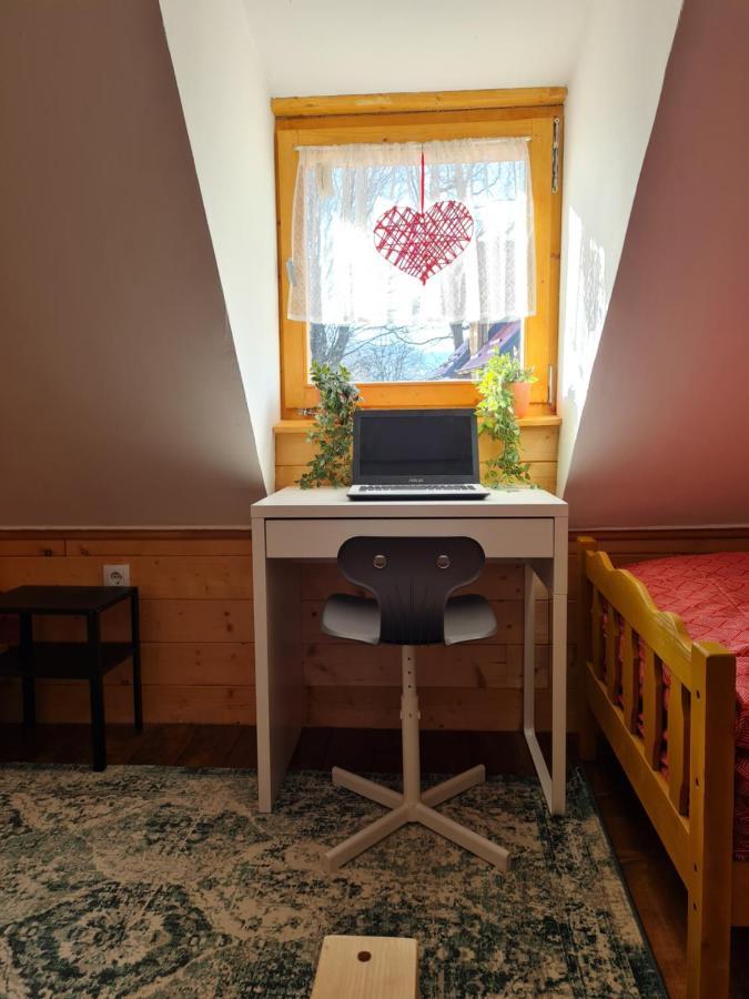 Art Village Kremna Bagian luar foto