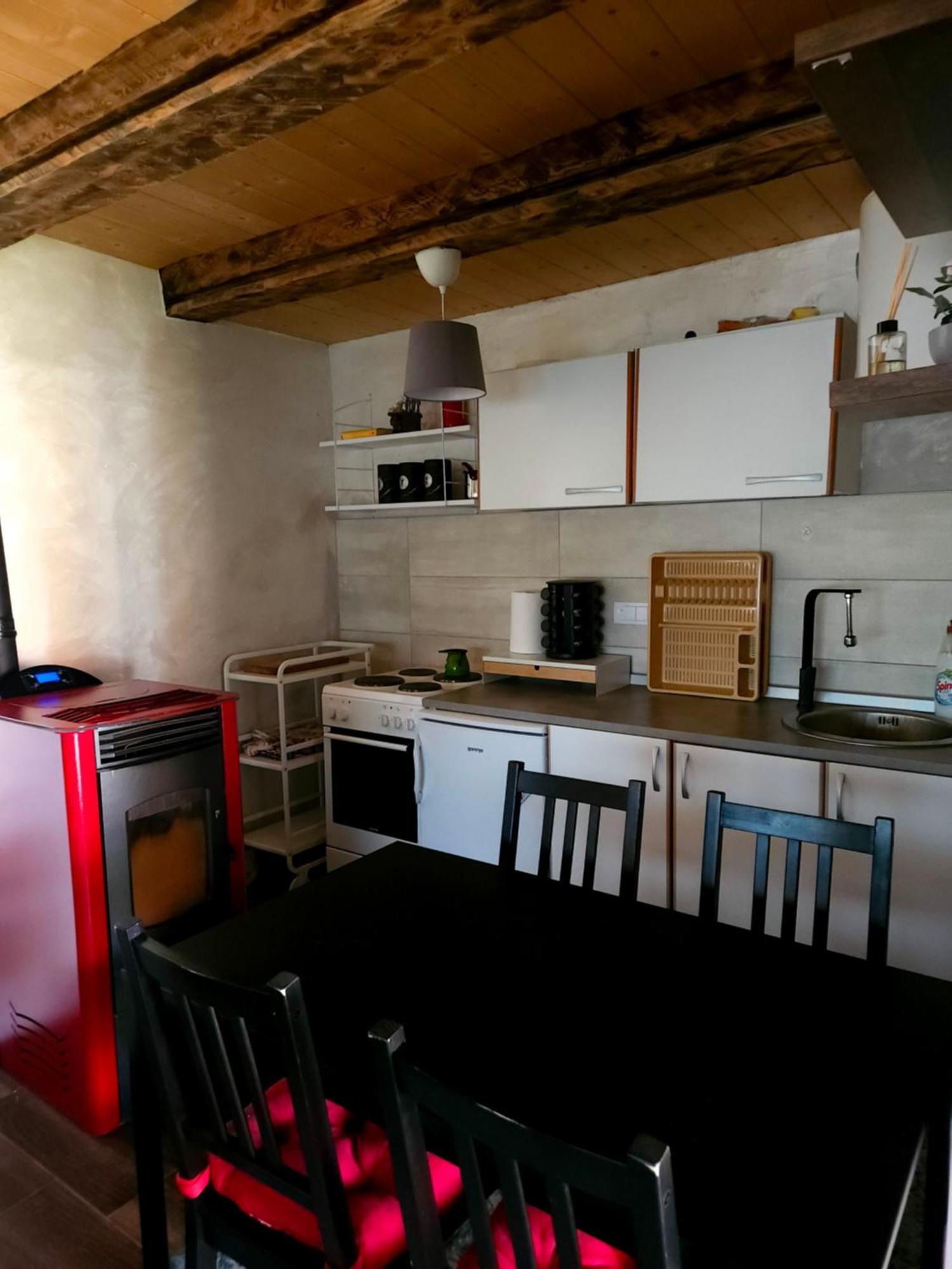 Art Village Kremna Bagian luar foto