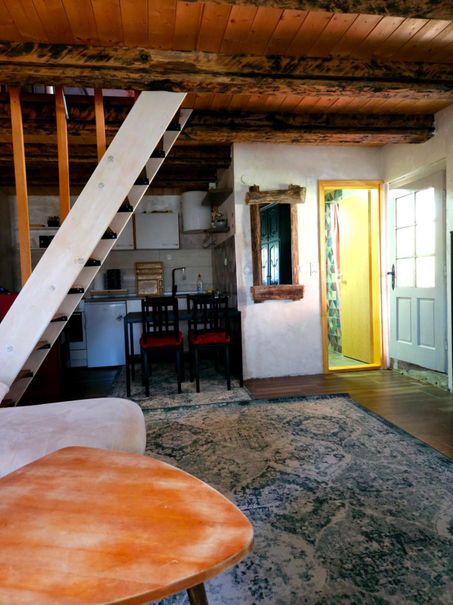 Art Village Kremna Bagian luar foto